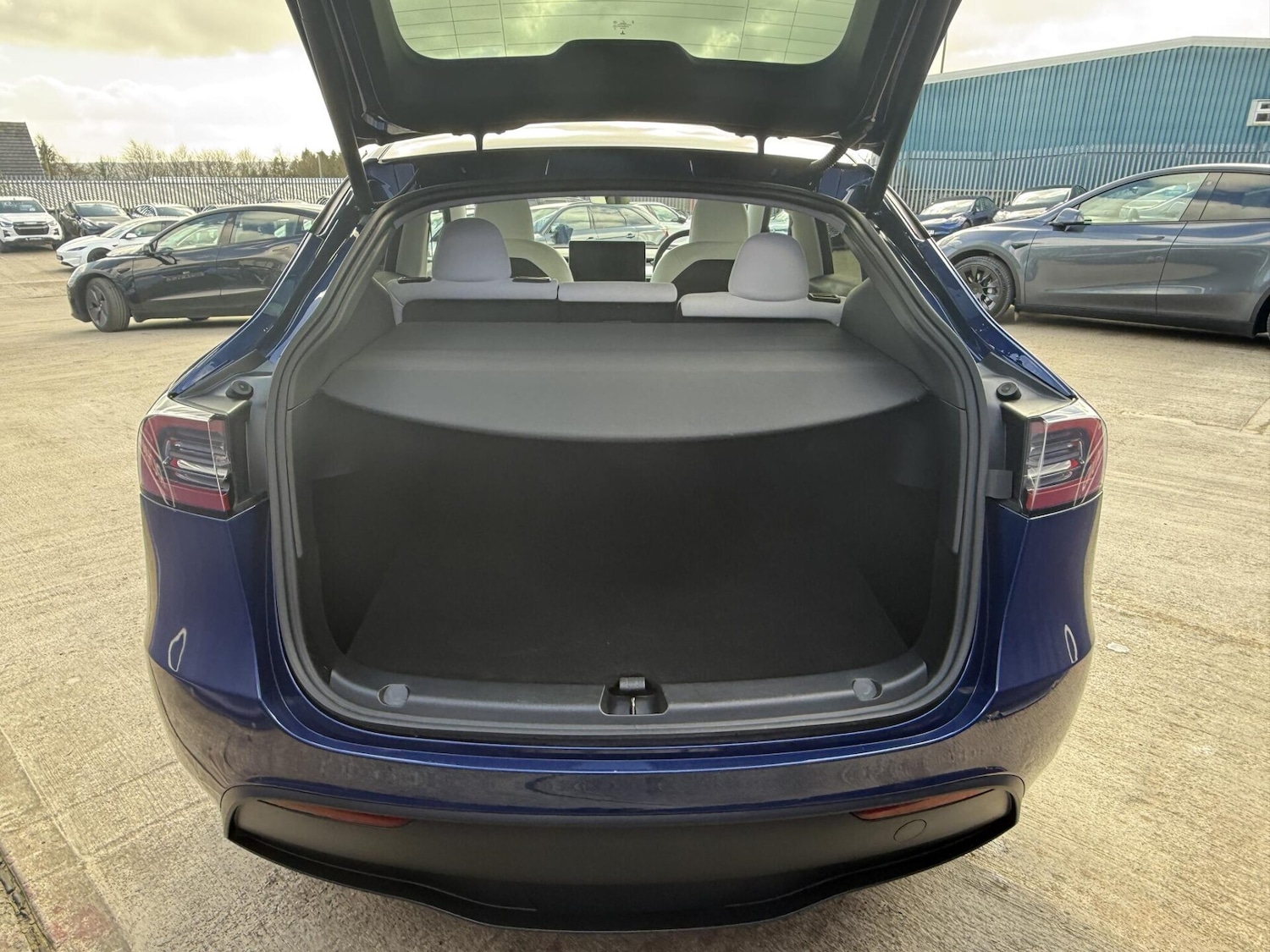 Used Tesla Model Y 2023 for sale - 78077997: Photo 20