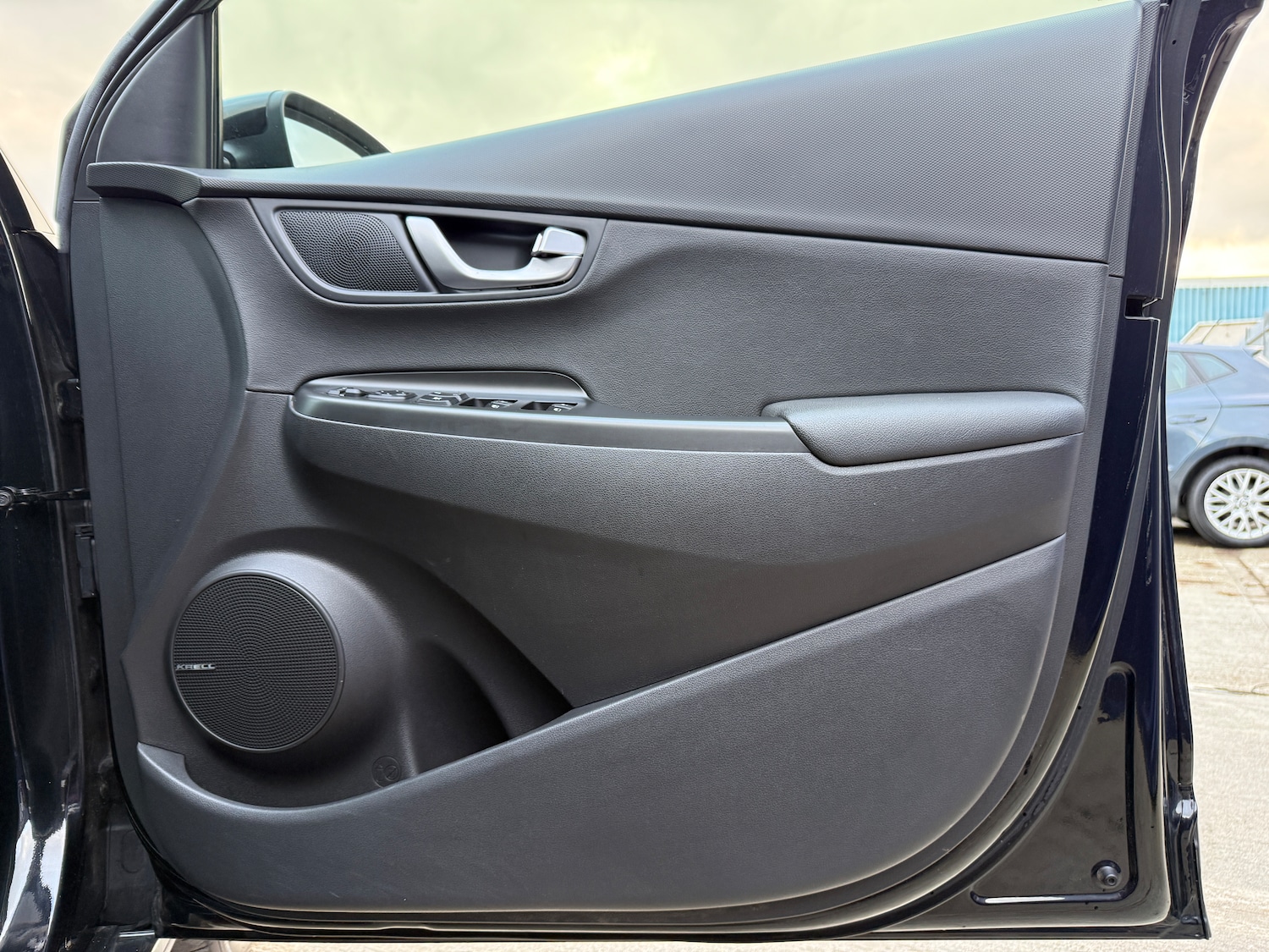 Used Hyundai KONA 2023 for sale - 77653870: Photo 29