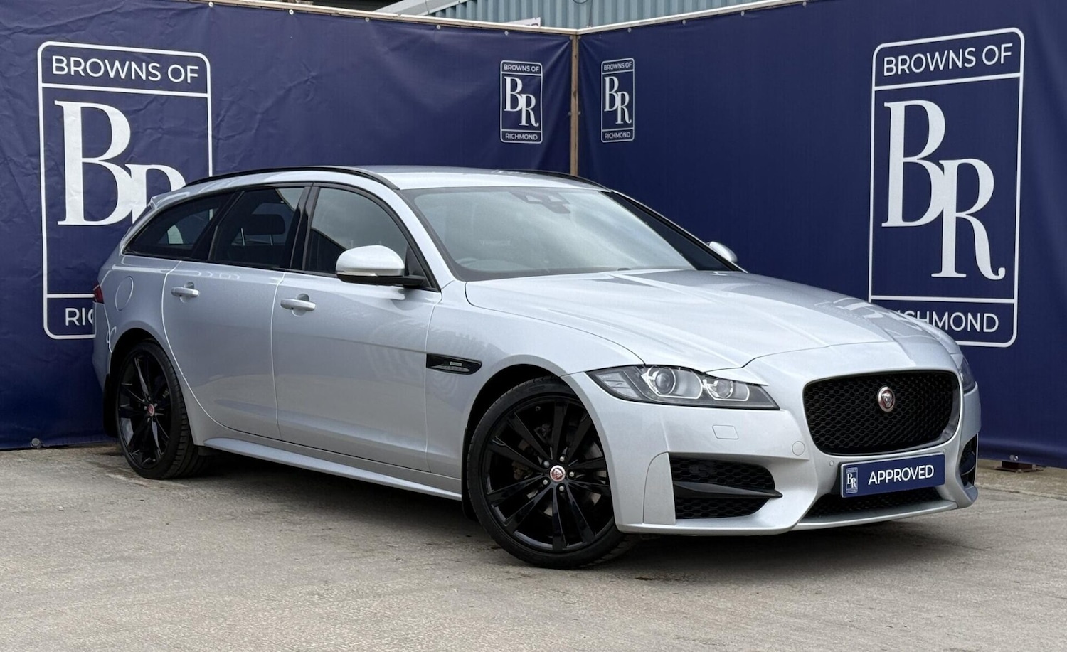 Used Jaguar XF 2018 for sale - 77947174: Photo 1
