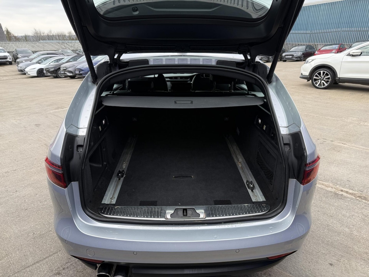 Used Jaguar XF 2018 for sale - 77947174: Photo 20