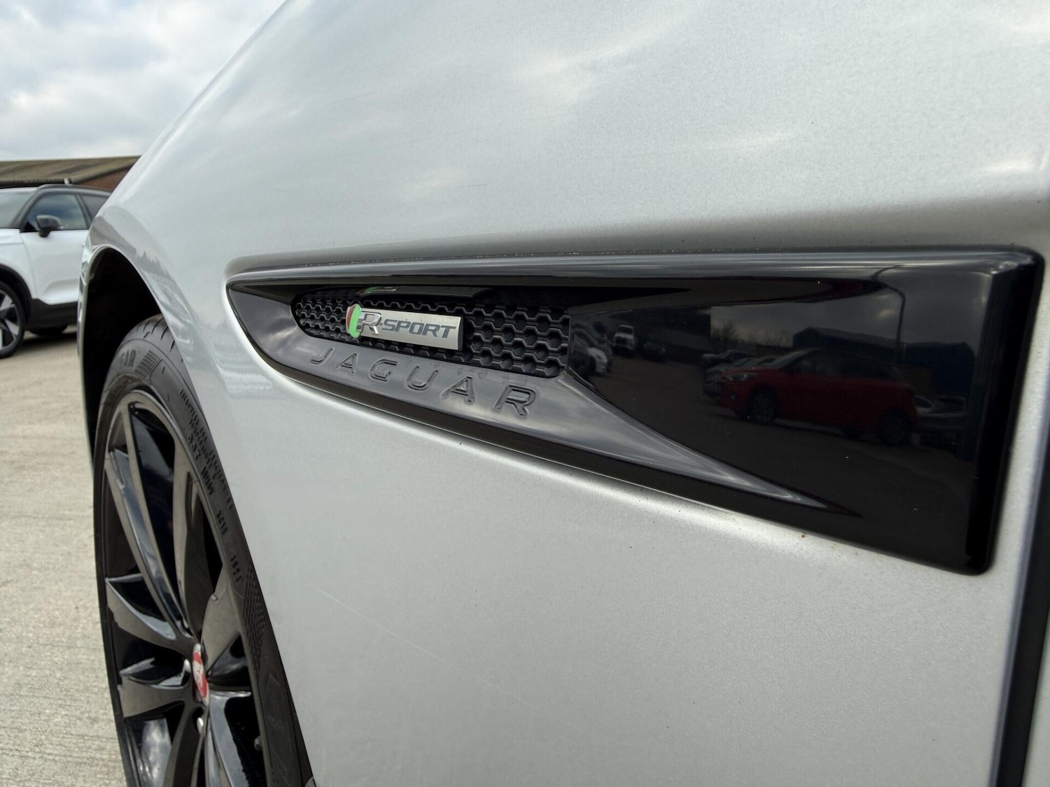 Used Jaguar XF 2018 for sale - 77947174: Photo 46