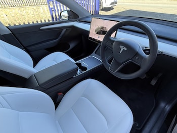 Used Tesla Model Y 2023 for sale - 77889284: Photo