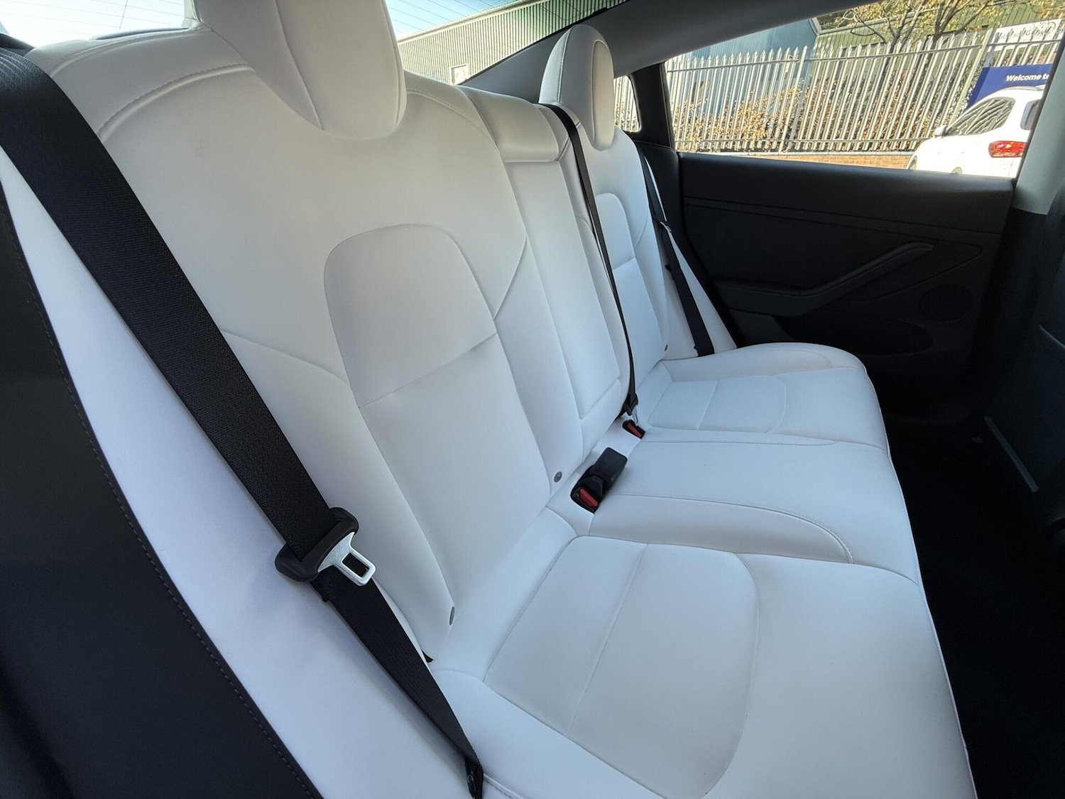 Used Tesla Model 3 2022 for sale - 76376602: Photo 25
