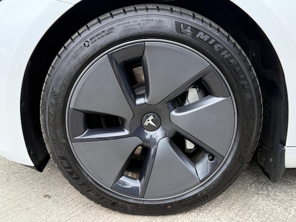 Used Tesla Model 3 2021 for sale - 76205810: Photo 19