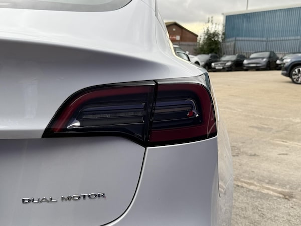 Used Tesla Model 3 2021 for sale - 76205810: Photo 20