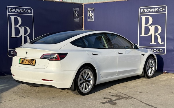 Used Tesla Model 3 2021 for sale - 76320809: Photo 5