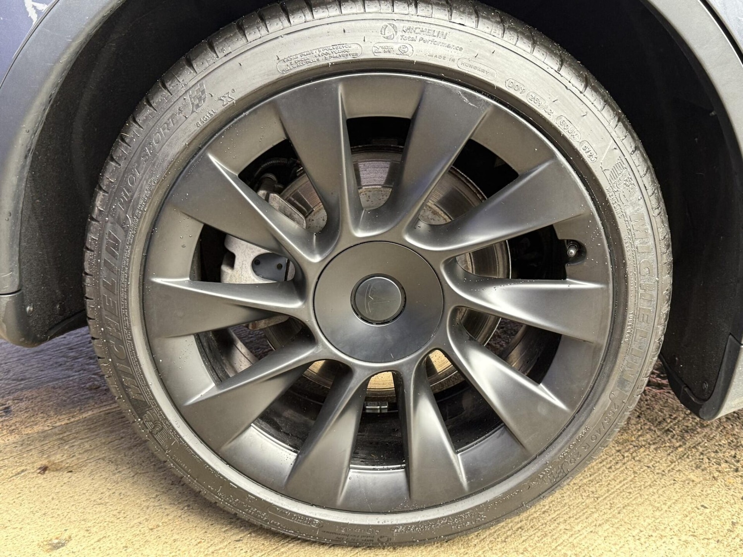 Used Tesla Model Y 2022 for sale - 76159739: Photo 17