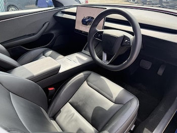 Used Tesla Model 3 2024 for sale - 79515425: Photo