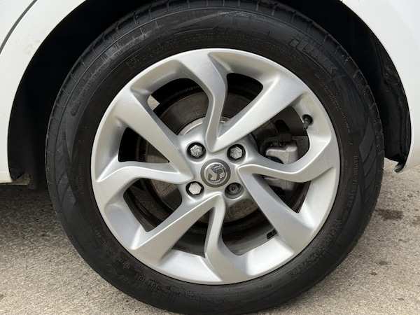 Used Vauxhall Corsa 2015 for sale - 76207564: Photo 18