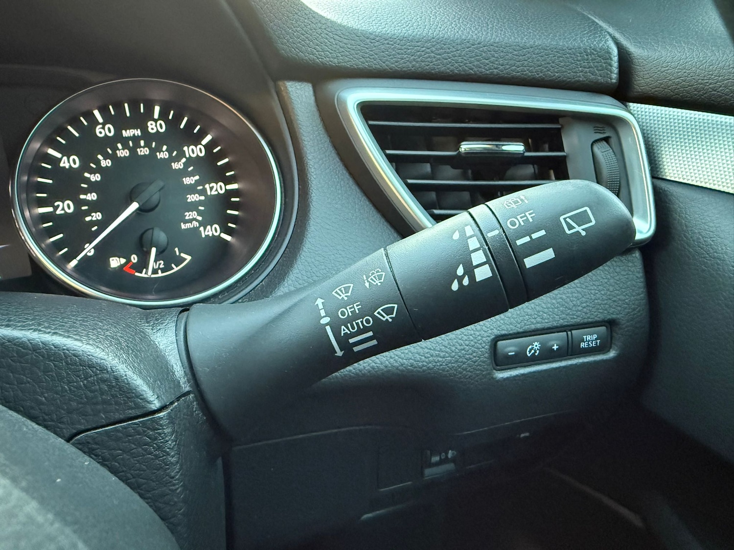 Used Nissan Qashqai 2017 for sale - 77208269: Photo 29