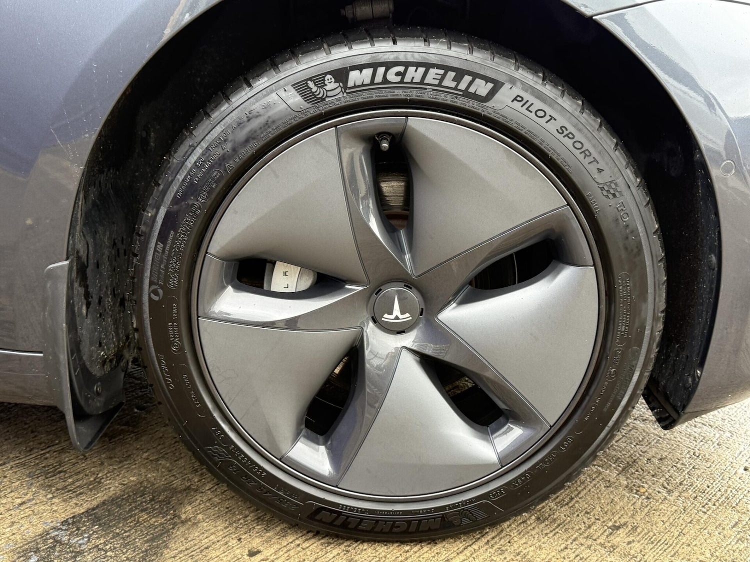 Used Tesla Model 3 2019 for sale - 76334340: Photo 16
