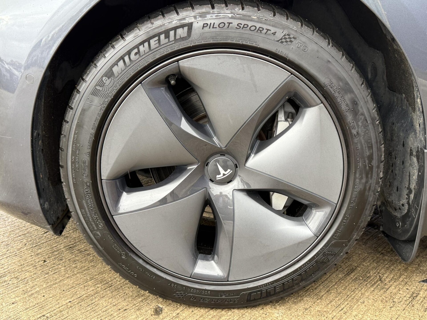 Used Tesla Model 3 2019 for sale - 76334340: Photo 19