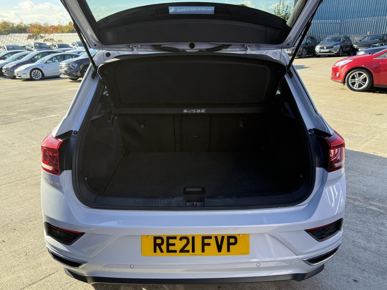 Used Volkswagen T-Roc 2021 for sale - 76343820: Photo 20