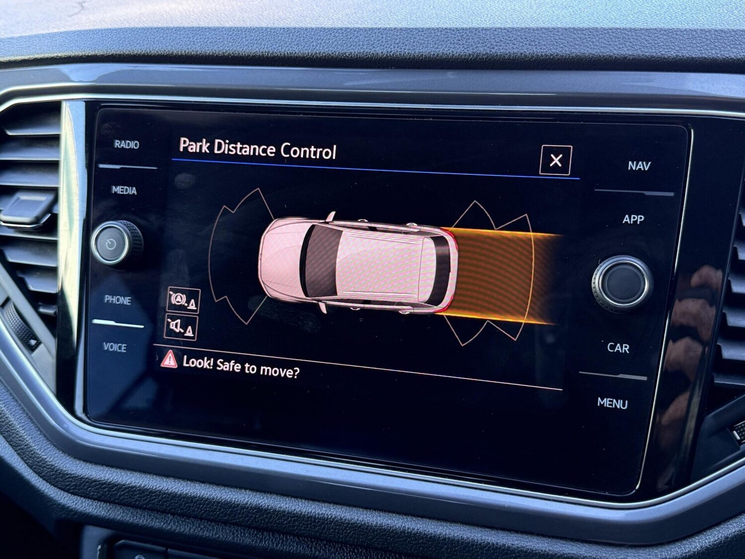 Used Volkswagen T-Roc 2021 for sale - 76343820: Photo 30