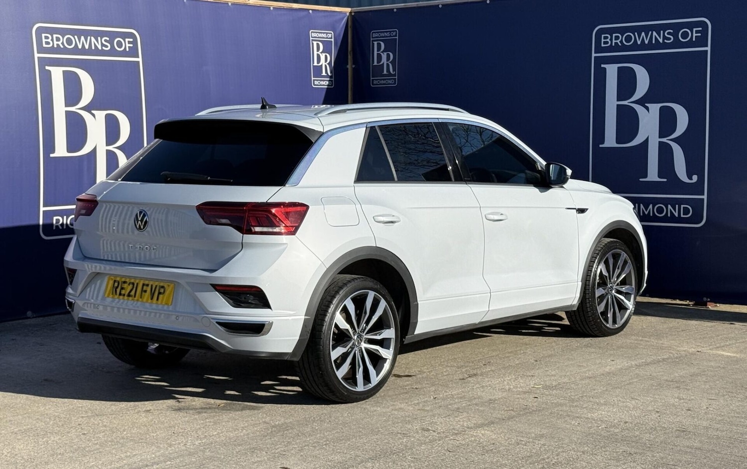 Used Volkswagen T-Roc 2021 for sale - 76343820: Photo 5