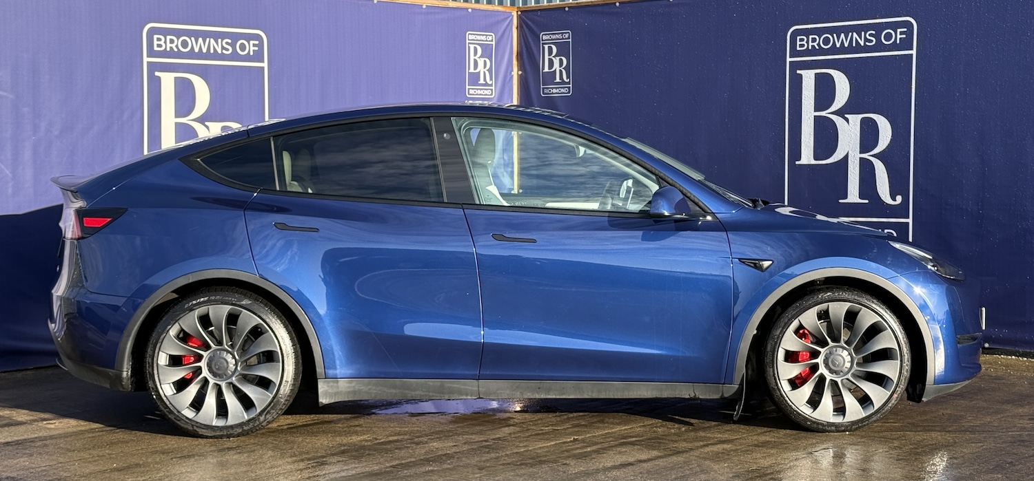 Used Tesla Model Y 2022 for sale - 77208205: Photo 2