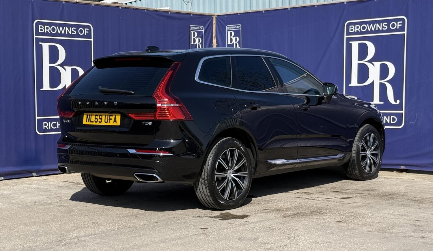 Used Volvo XC60 2019 for sale - 78176271: Photo 5