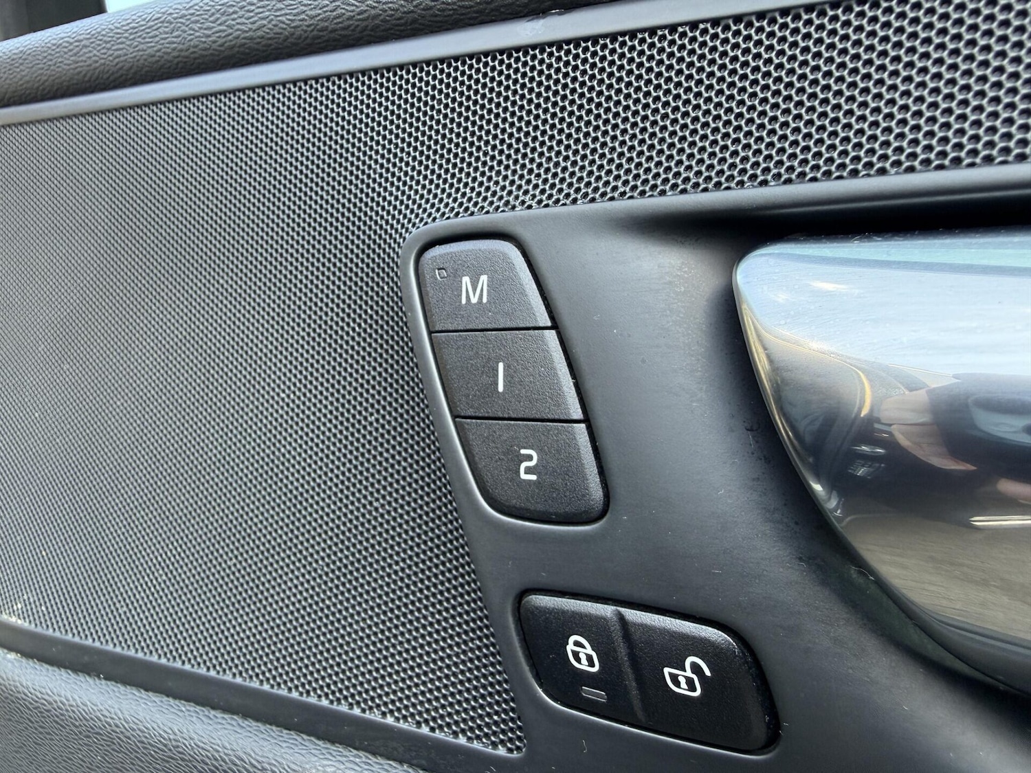 Used Volvo XC60 2019 for sale - 78176271: Photo 55