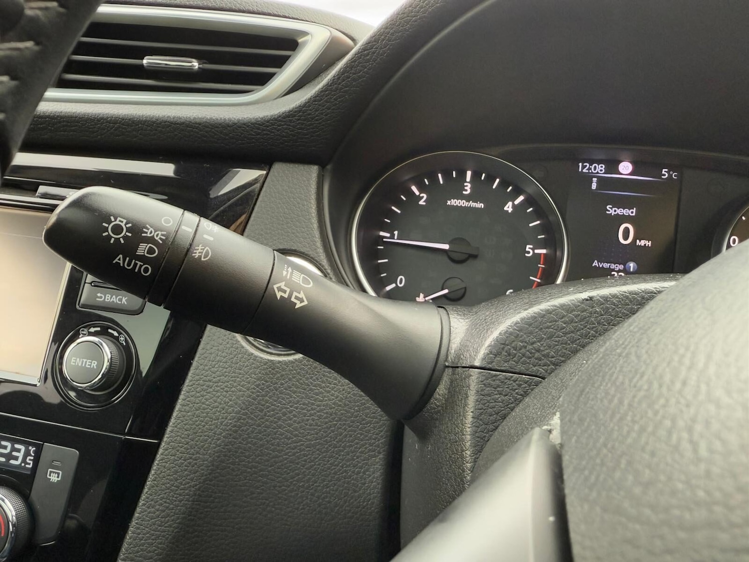 Used Nissan Qashqai 2018 for sale - 76710640: Photo 30