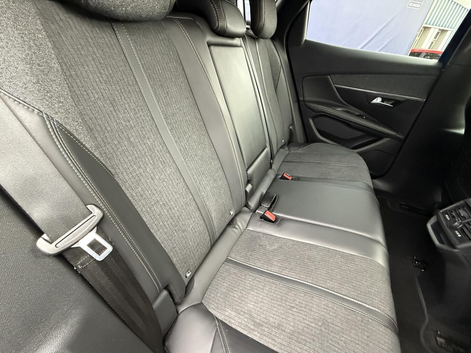 Used Peugeot 3008 2018 for sale - 76119907: Photo 23