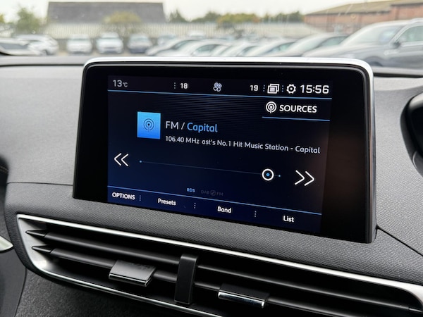 Used Peugeot 3008 2018 for sale - 76119907: Photo 32