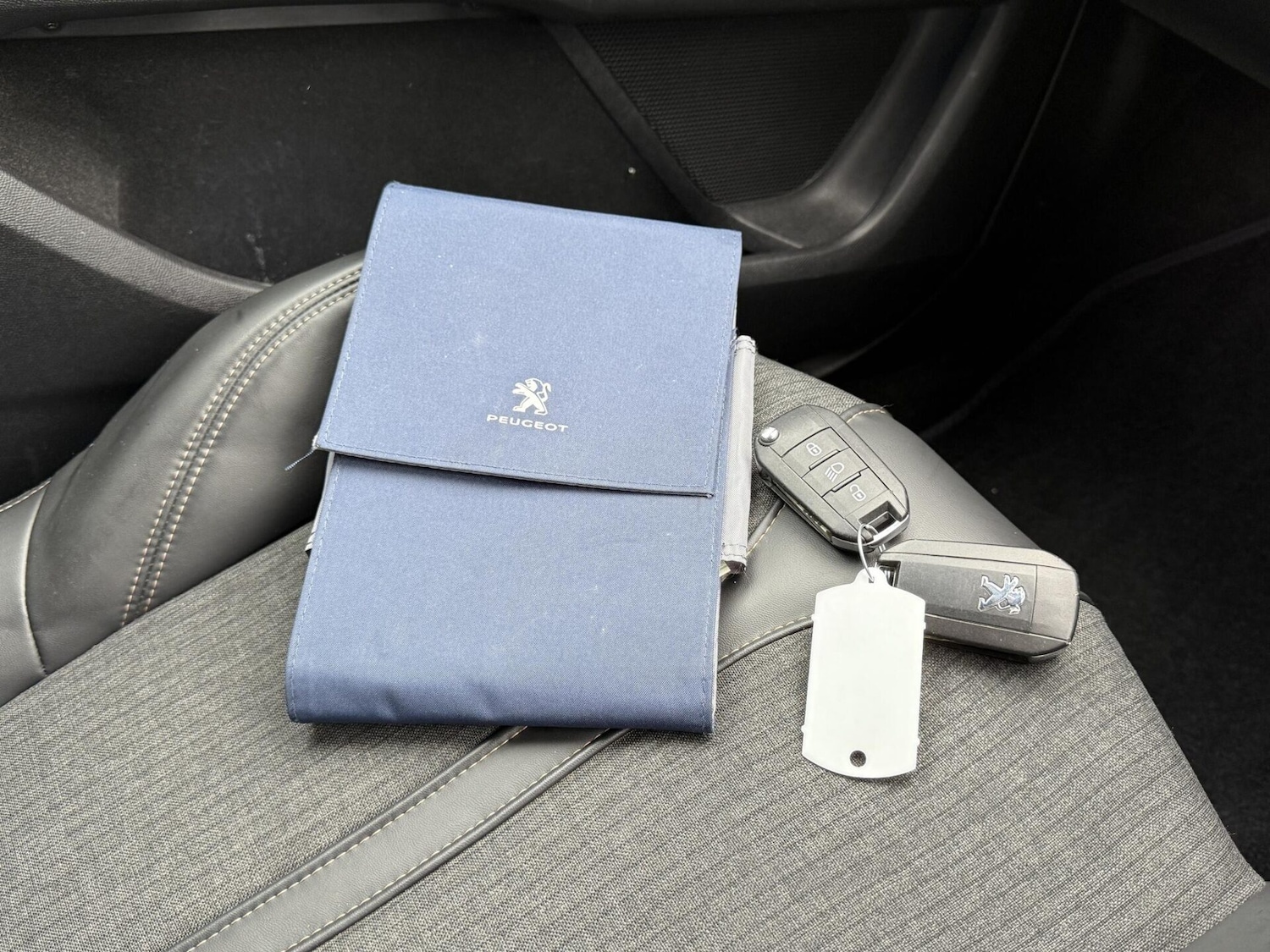 Used Peugeot 3008 2018 for sale - 76119907: Photo 36