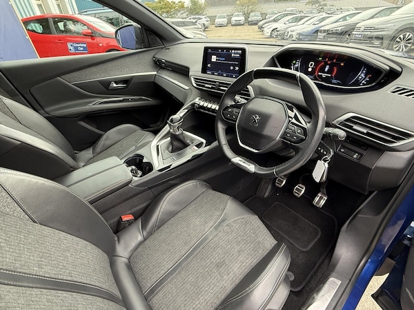 Used Peugeot 3008 2018 for sale - 76119907: Photo 3