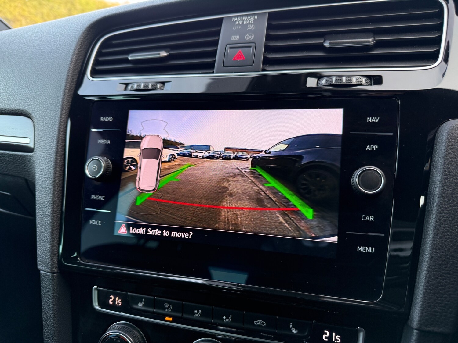 Used Volkswagen Golf 2020 for sale - 77208286: Photo 36