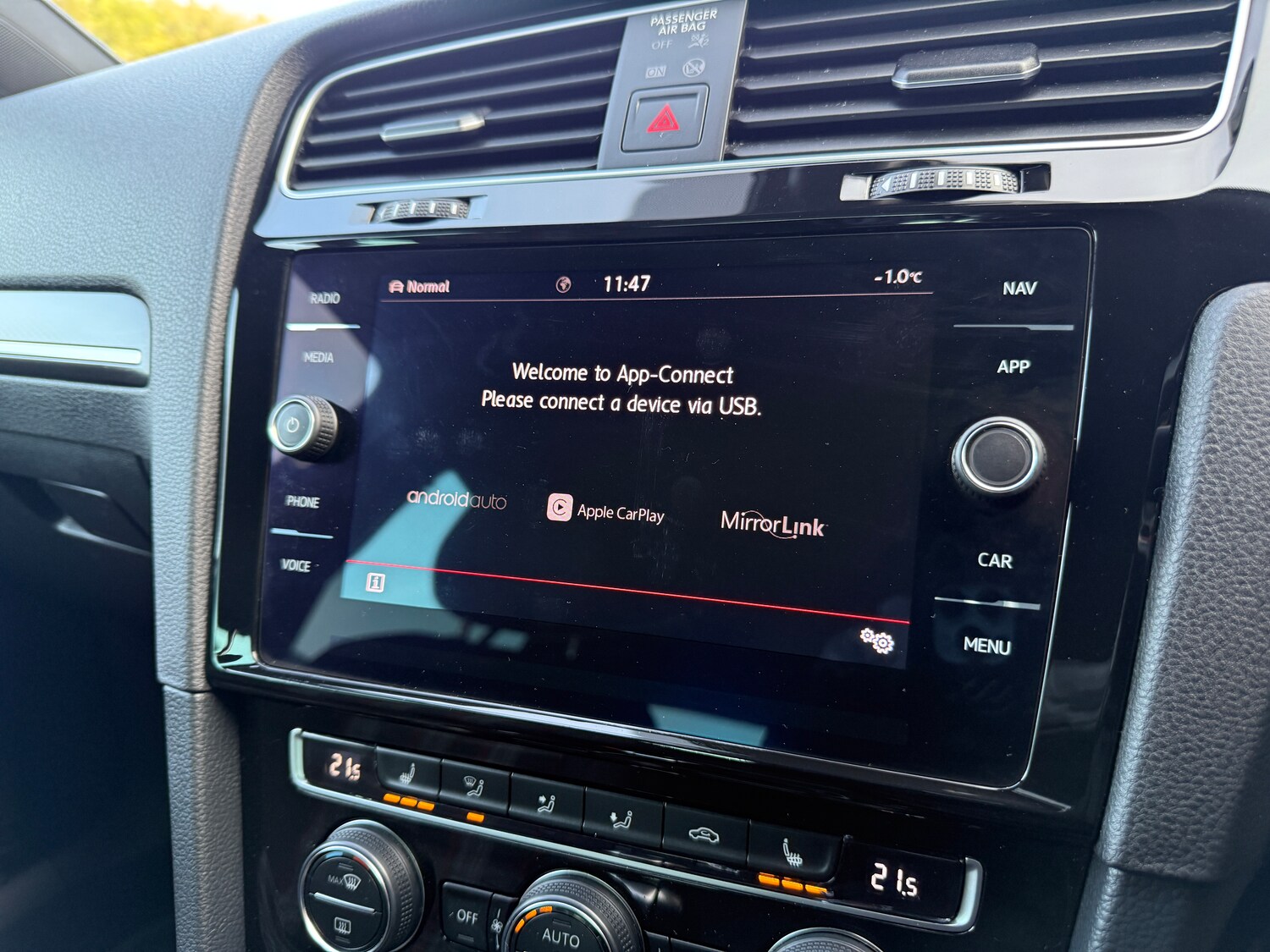 Used Volkswagen Golf 2020 for sale - 77208286: Photo 38