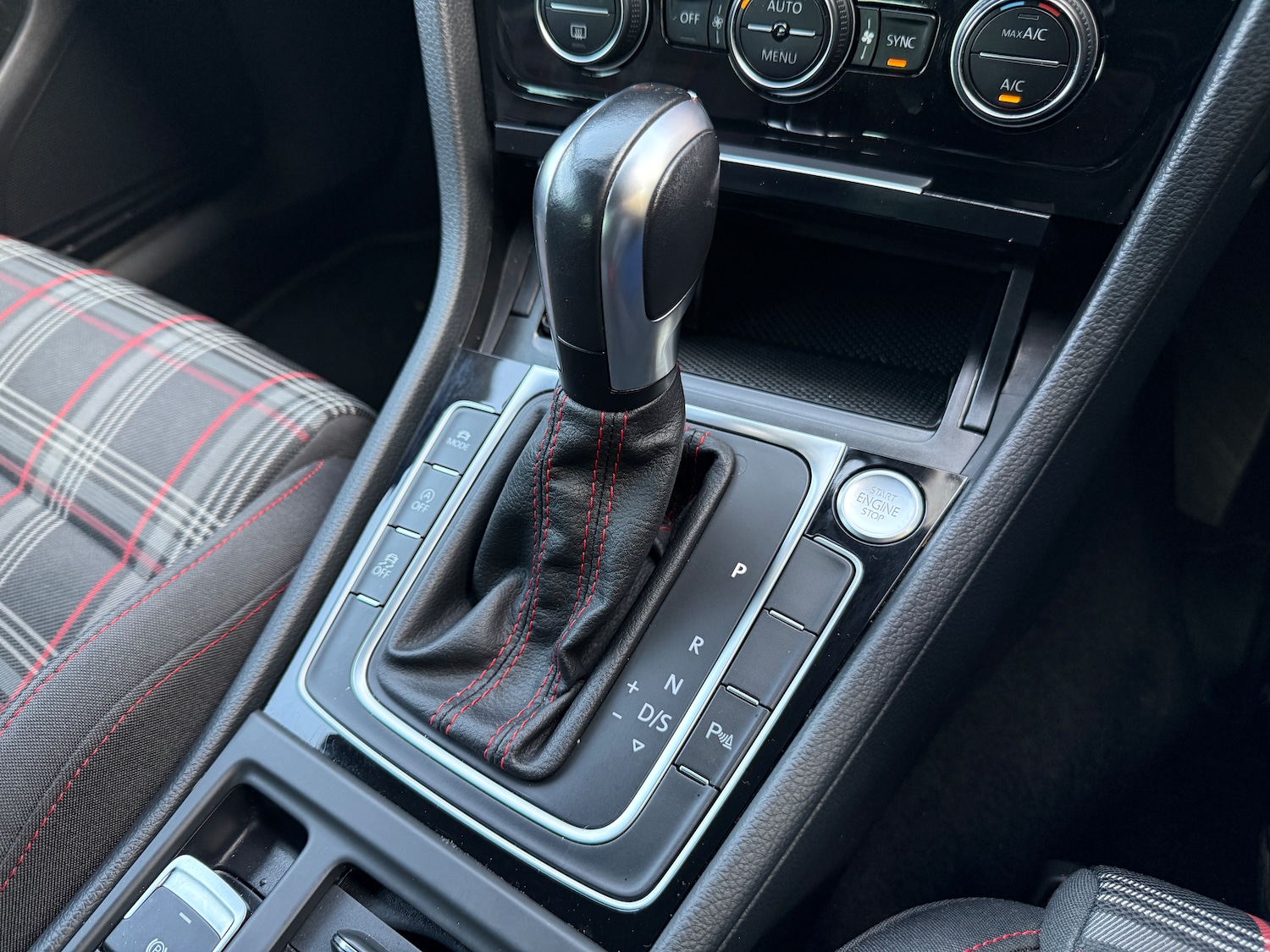 Used Volkswagen Golf 2020 for sale - 77208286: Photo 42