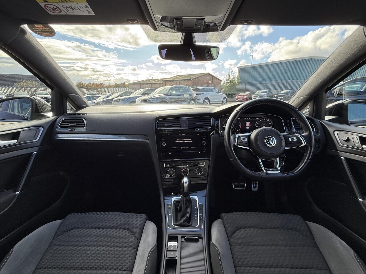 Used Volkswagen Golf 2020 for sale - 76343825: Photo 23