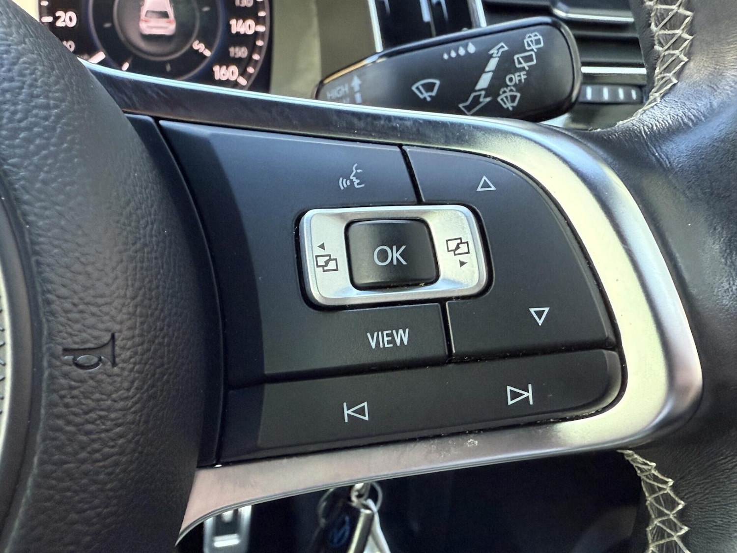 Used Volkswagen Golf 2020 for sale - 76343825: Photo 28