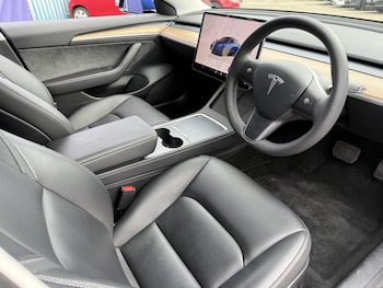 Used Tesla Model 3 2023 for sale - 79301534: Photo