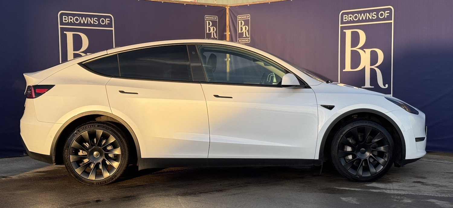 Used Tesla Model Y 2022 for sale - 77208227: Photo 2