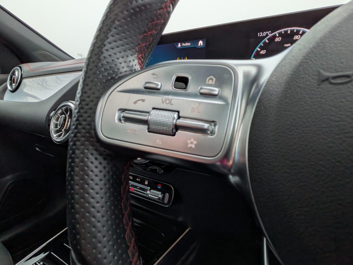 Used Mercedes-Benz EQA 2022 for sale - 76506061: Photo 33