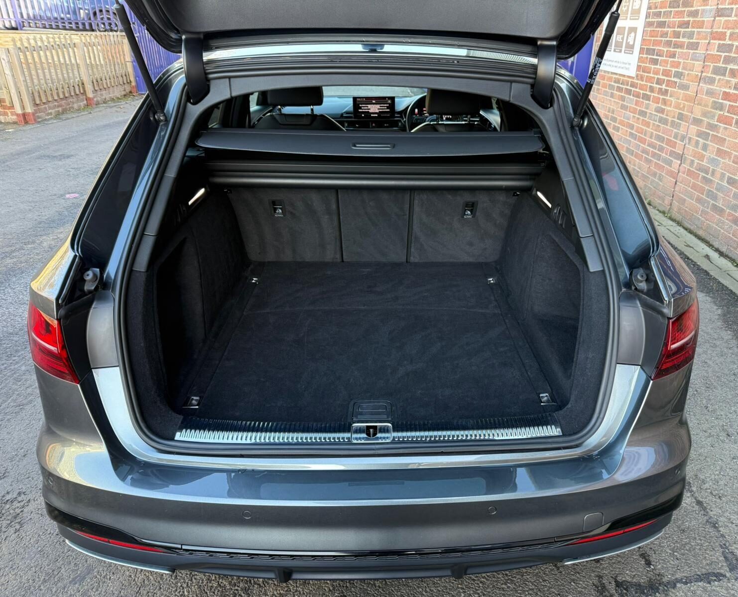 Used Audi A4 2022 for sale - 76603842: Photo 23