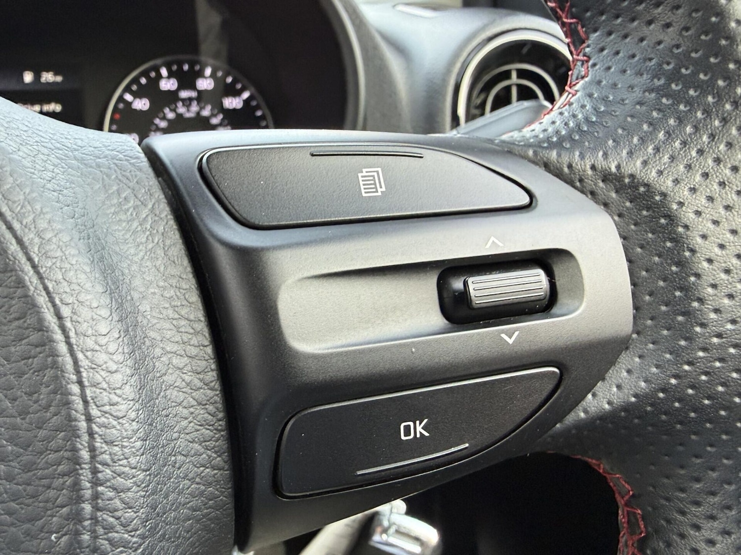 Used Kia Picanto 2021 for sale - 77976040: Photo 28