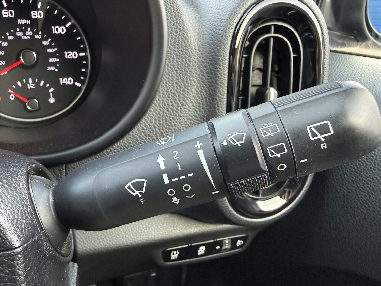 Used Kia Picanto 2021 for sale - 77976040: Photo 29