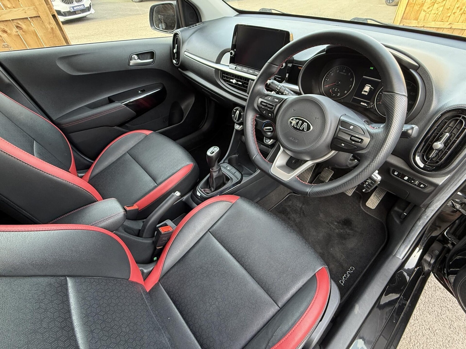 Used Kia Picanto 2021 for sale - 77976040: Photo 3