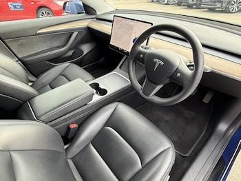 Used Tesla Model 3 2021 for sale - 77044756: Photo