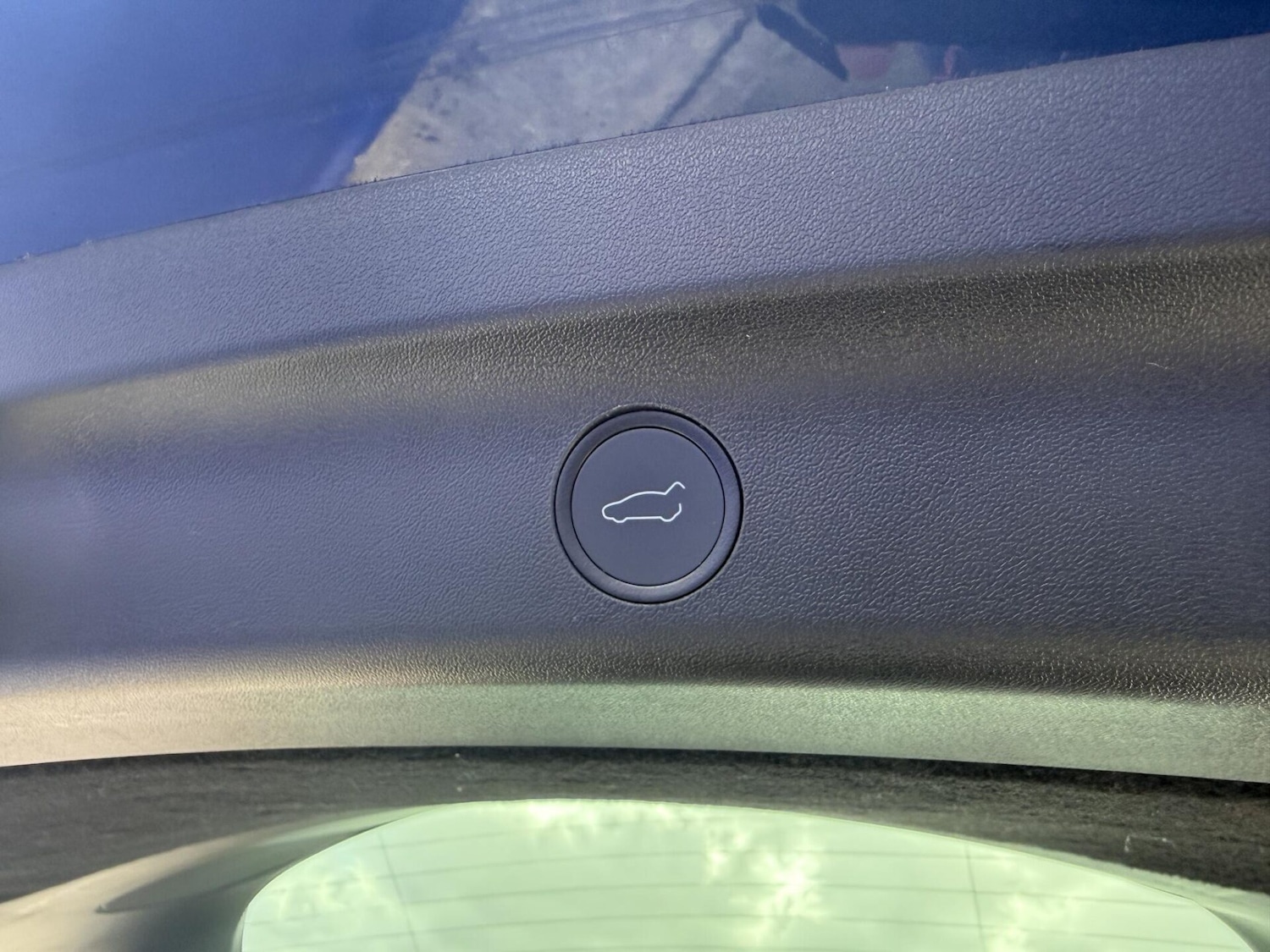 Used Tesla Model Y 2023 for sale - 78164599: Photo 25