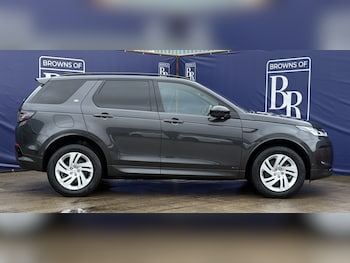 Used Land Rover Discovery Sport 2021 for sale - 77494607: Photo
