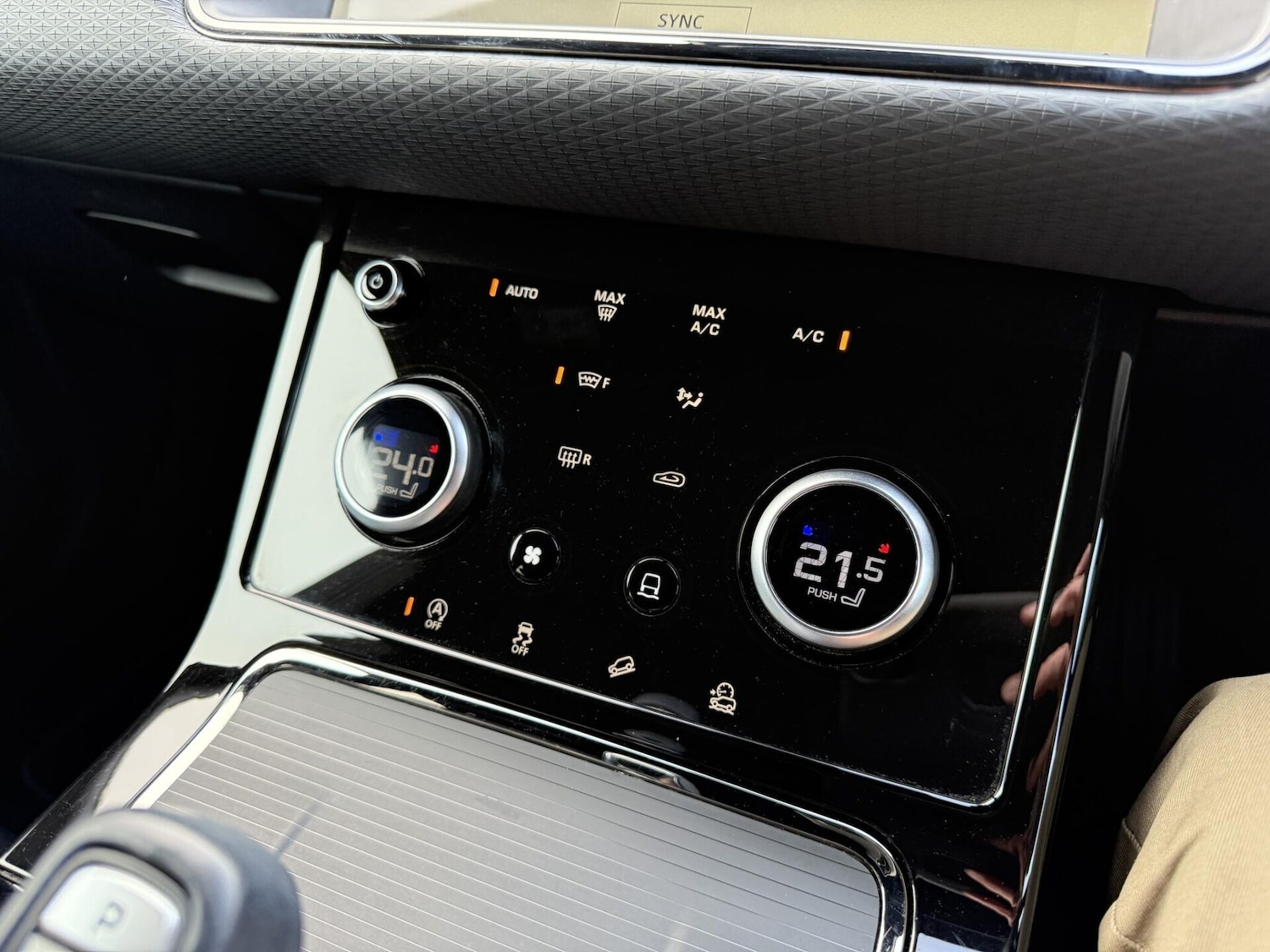 Used Land Rover Range Rover Evoque 2022 for sale - 77044760: Photo 33