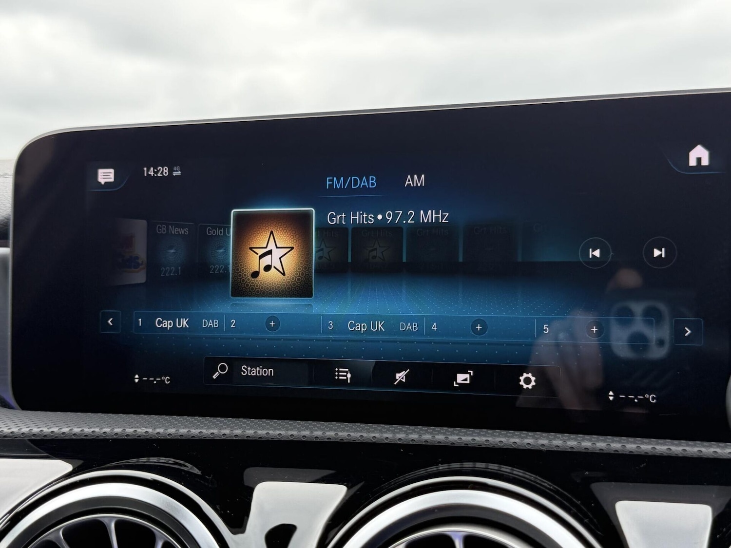 Used Mercedes-Benz A-Class 2019 for sale - 77952102: Photo 40