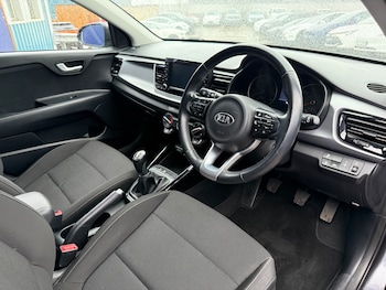Used Kia Rio 2019 for sale - 77531926: Photo