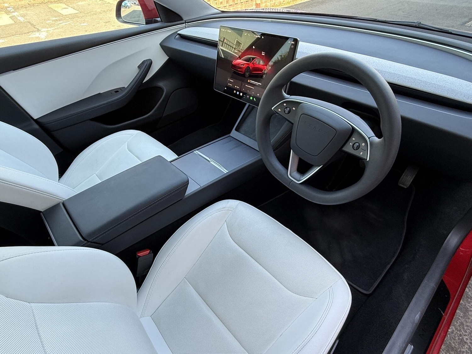 Used Tesla Model 3 2024 for sale - 78025527: Photo 3