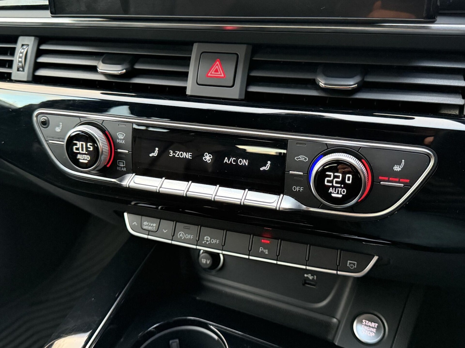 Used Audi A4 2022 for sale - 77048322: Photo 42