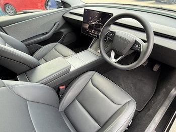 Used Tesla Model 3 2025 for sale - 79031036: Photo
