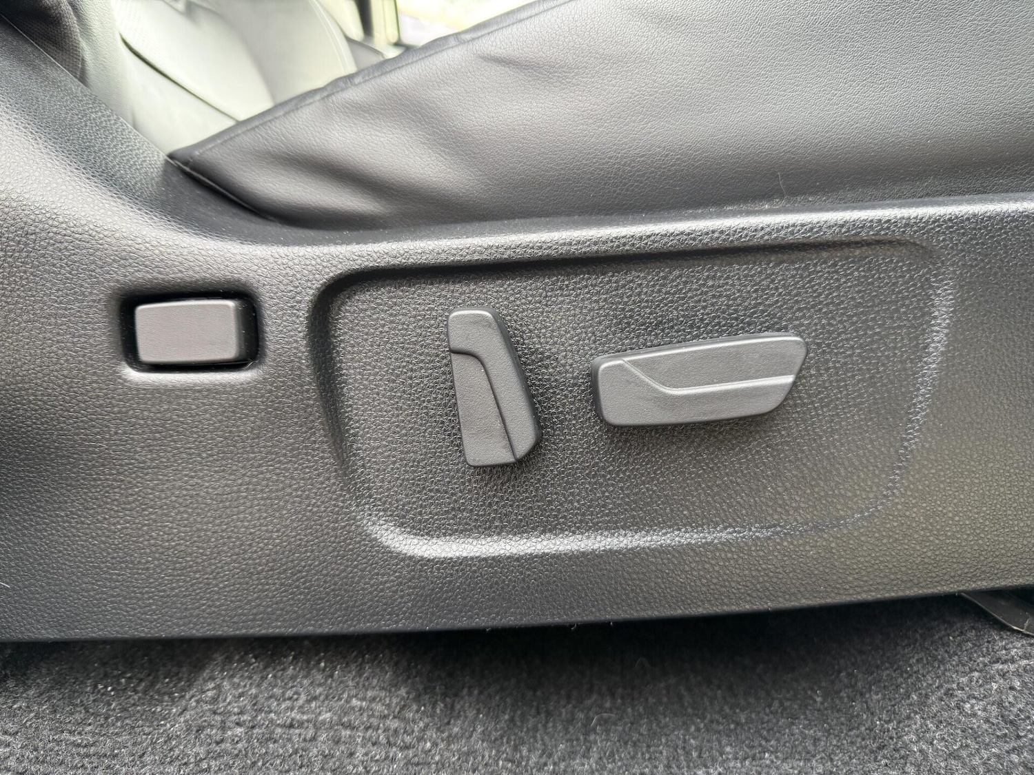 Used Isuzu D-Max 2023 for sale - 77148011: Photo 26