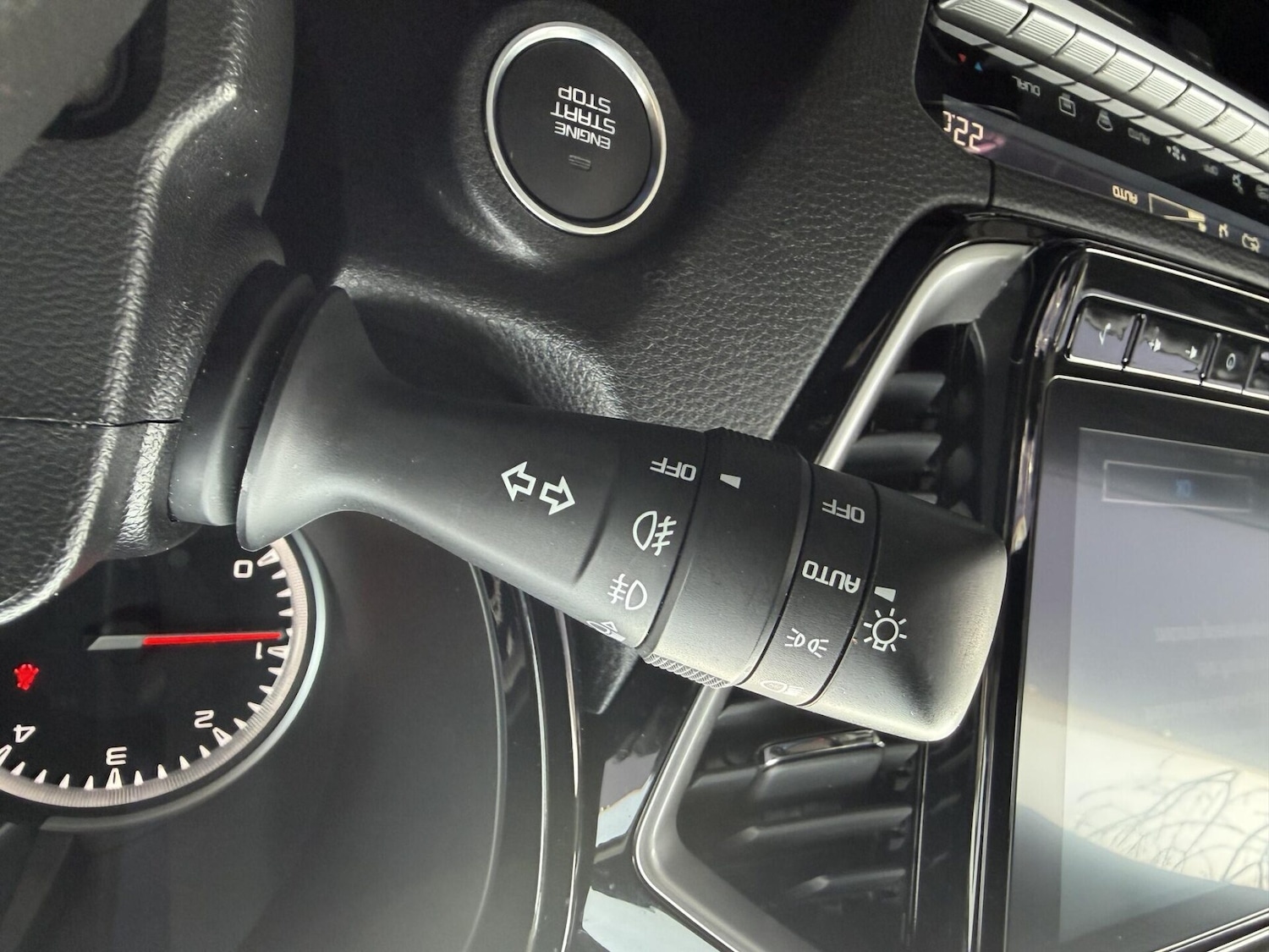 Used Isuzu D-Max 2023 for sale - 77148011: Photo 32